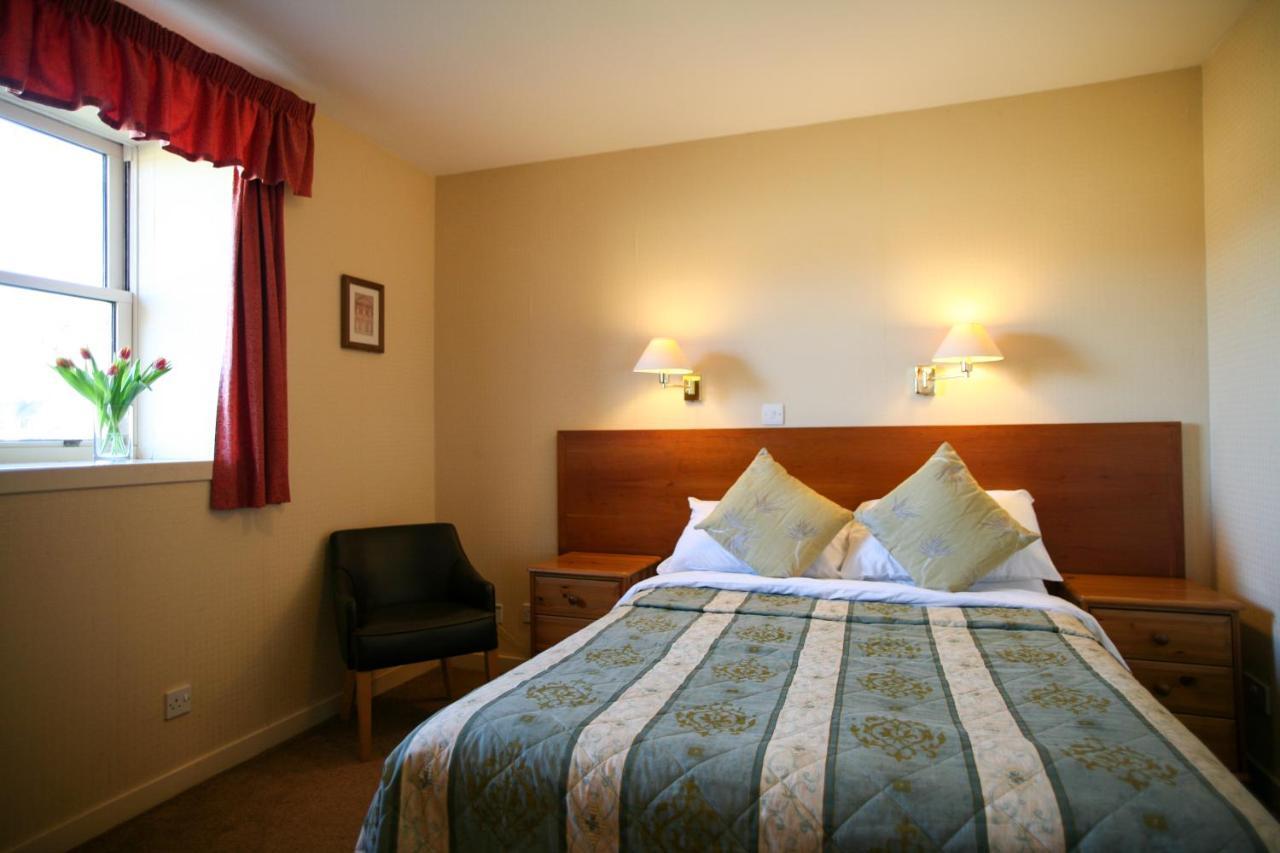 The Tomich Hotel Екстер'єр фото